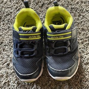 Stride Rite baby shoes size 5 toddler